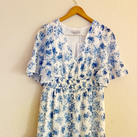 Baltic Born Iris Tiered Blue White Floral Maxi Dress Size Small - Picture 3 of 7